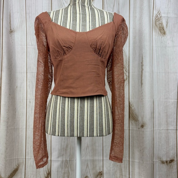 wild fable Tops - Wild Fable Top Cropped Lace Long Sleeves Dressy Blouse Shirt Brown Size Medium